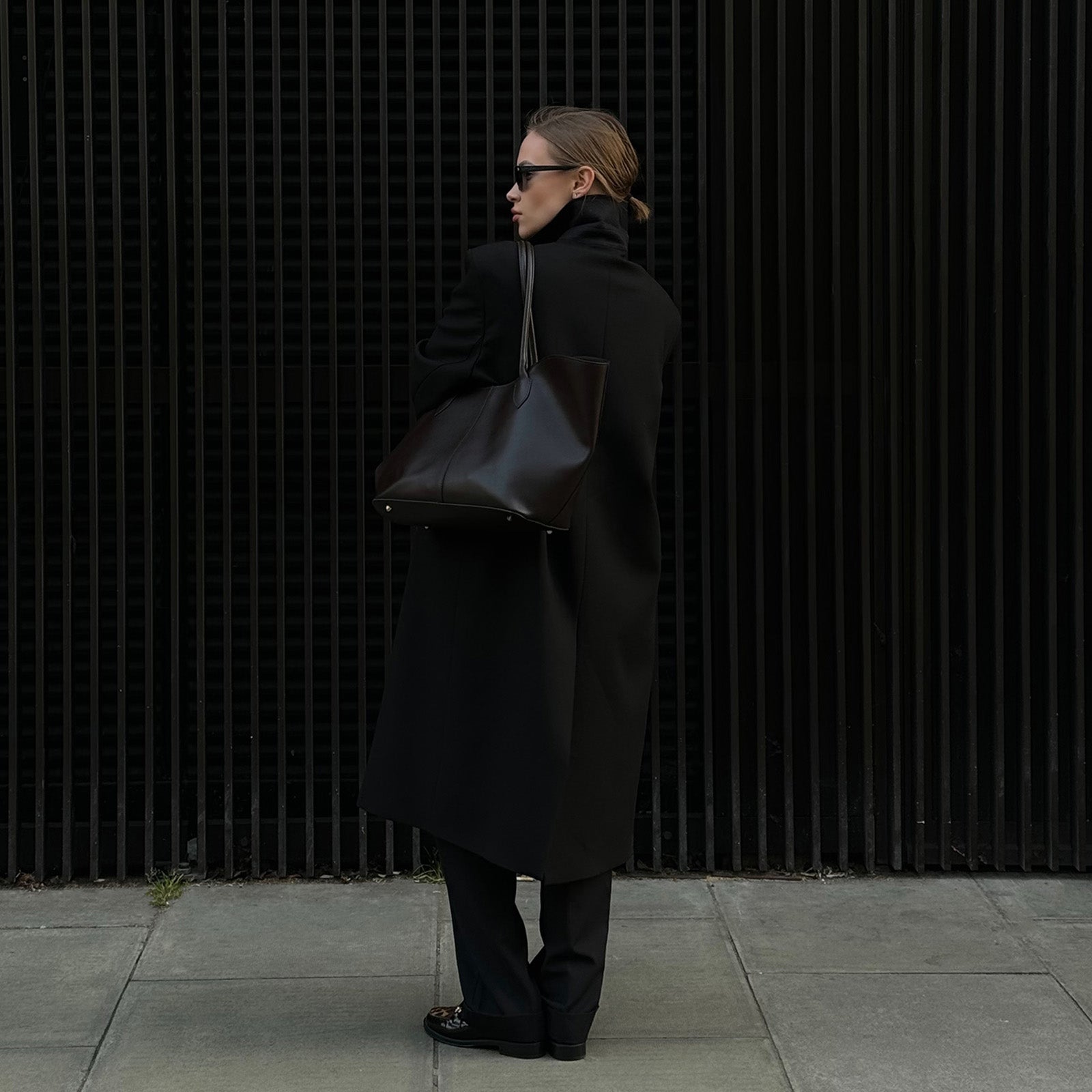 LOREN MAXI PELLE CALFSKIN JET BLACK